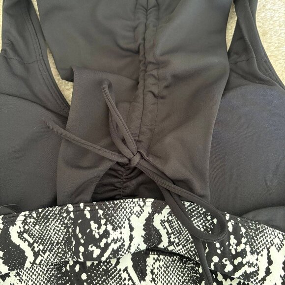 Rattlesnake Ruche Top - Picture 3 of 7